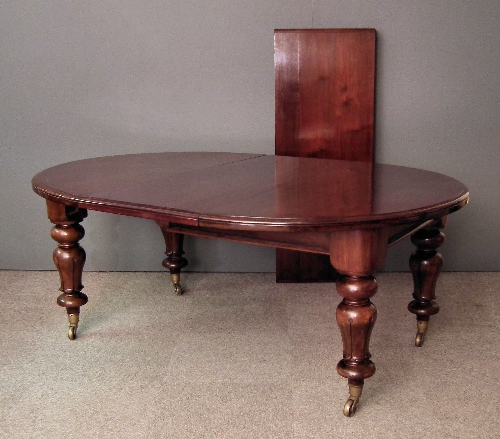 A Victorian mahogany circular extending