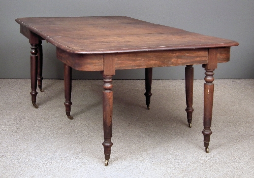 A George III mahogany dining table 15c479