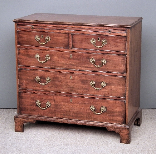 A George III mahogany chest with 15c494