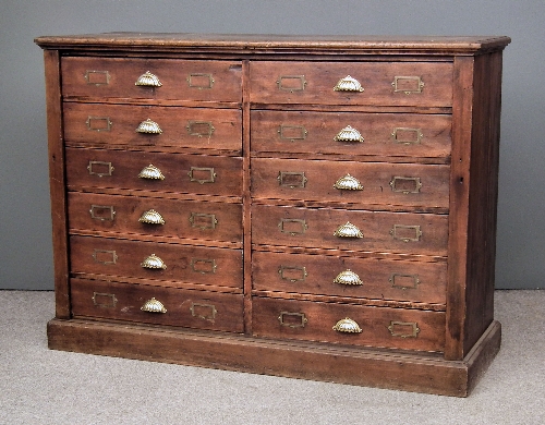 An early 20th Century stained pine 15c4a6