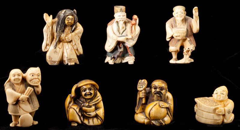 Group of Seven Ivory Netsukefigures 15c562
