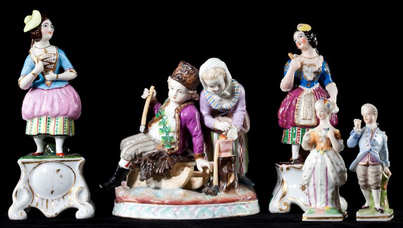 Five Continental Porcelain Figurines19th 15c5f6