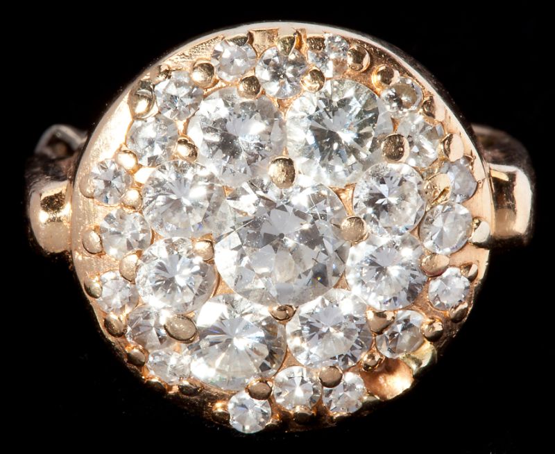 Lady s Diamond Cluster Ringcentering 15c605