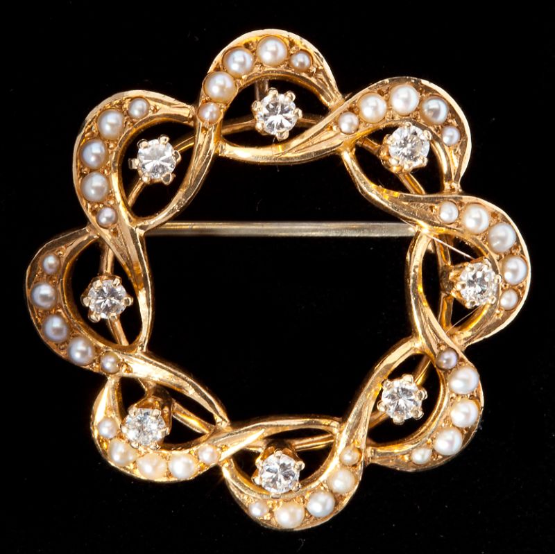 Diamond and Seed Pearl Broochof 15c706