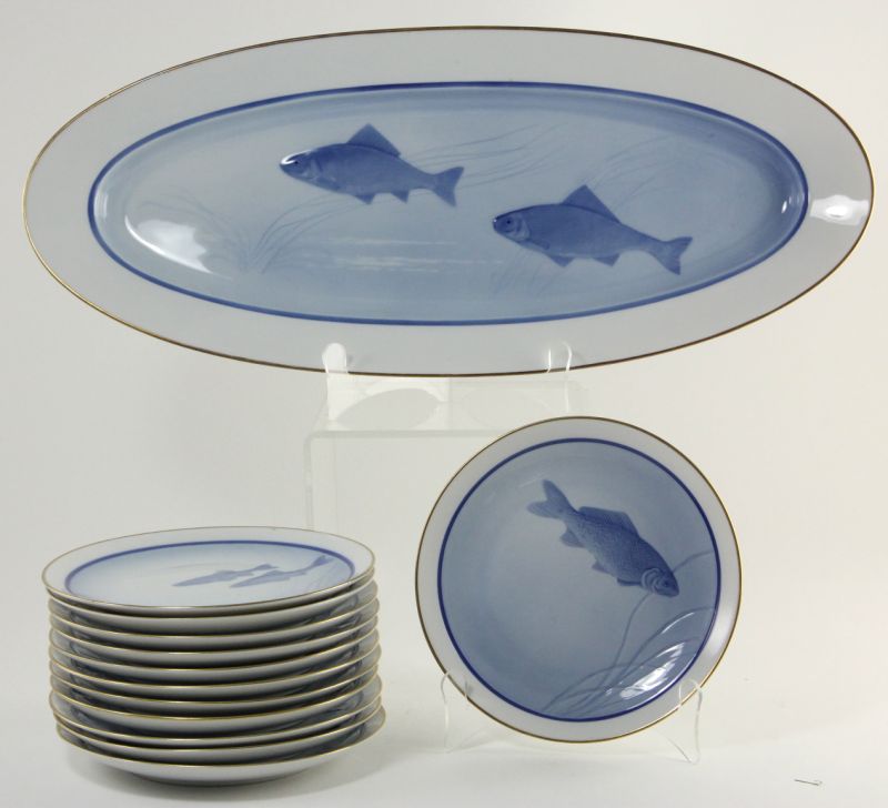 Rosenthal Fish Setincludes one large