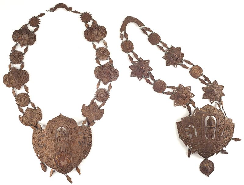 Pair Carved Wood Siamese Necklaces17th 15cac4