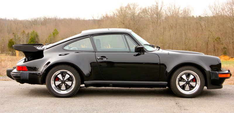 1979 Porsche 930 Turboblack.Contact