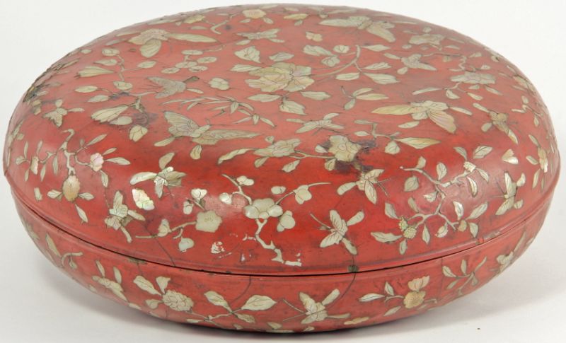 Red Lacquered Chinese BoxQianlong 15cb82