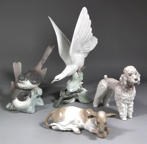 A Lladro porcelain group of two