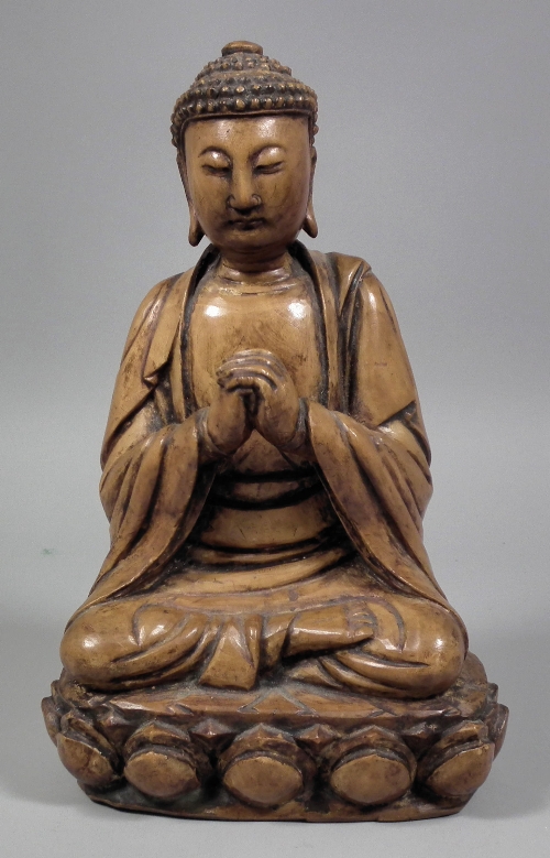 A Chinese carved wood Buddha sitting 15cd64