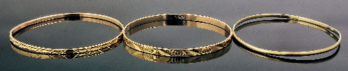 A modern 21k stiff bangle weight 15ce77