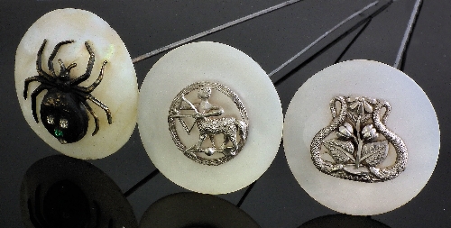 A mother of pearl metal and paste 15ce92