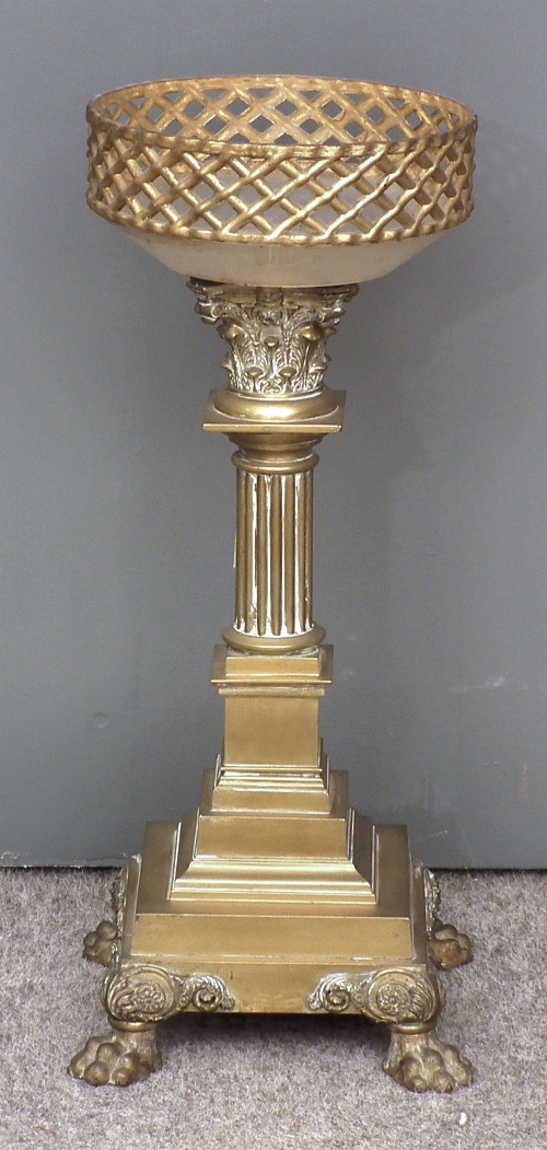 A 19th Century brass oil lamp base 15ceee
