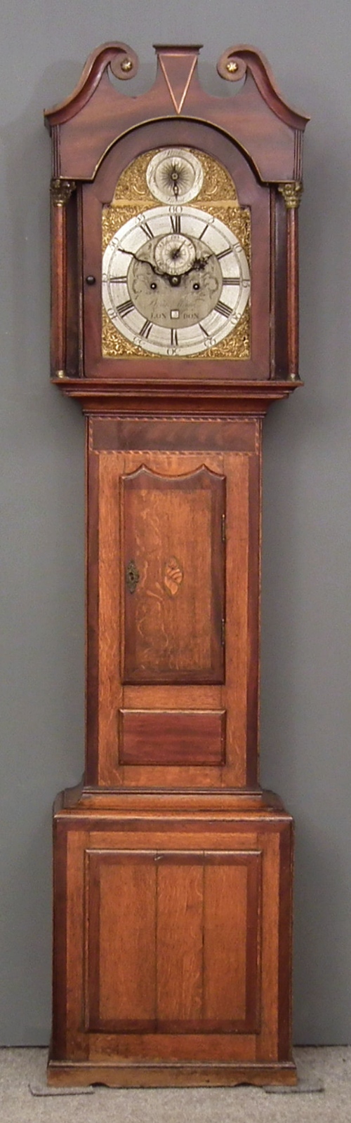 An early 19th Century oak and mahogany 15cf14