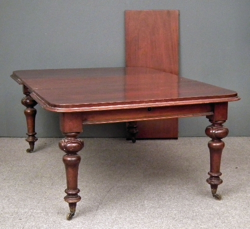 An early Victorian mahogany extending 15cf66