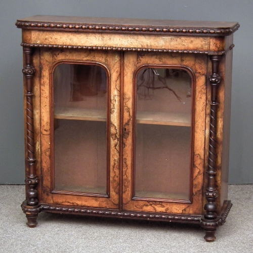 A Victorian walnut dwarf bookcase 15cf7c