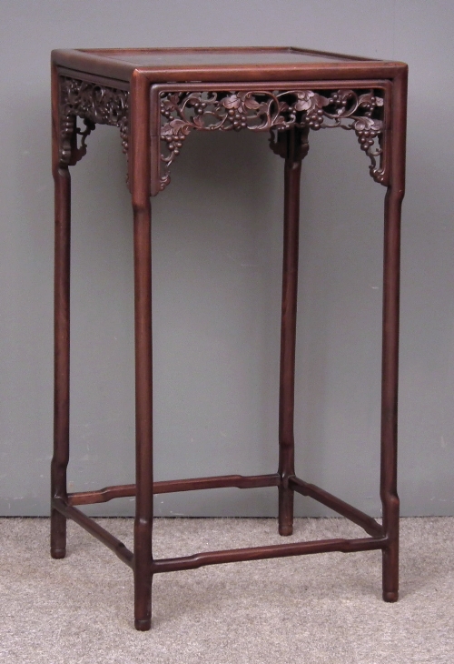 An early 20th Century Chinese rosewood 15d040