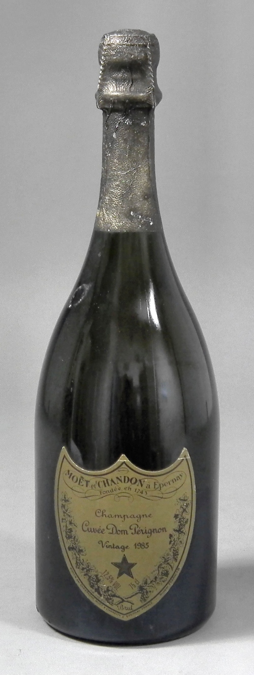 A bottle of Moet et Chadon Cuvee 15d0d4