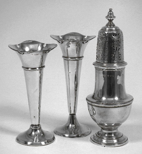 A George V silver urn pattern sugar 15d0ea