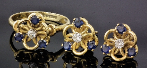 A modern 18ct gold mounted sapphire