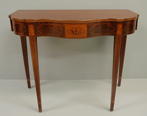 Hepplewhite mahogany gaming table 15ad47