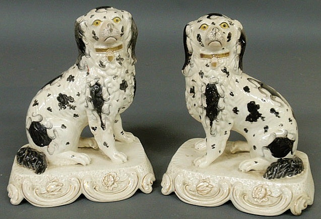 Fine pair of 19th c Staffordshire 15ae62