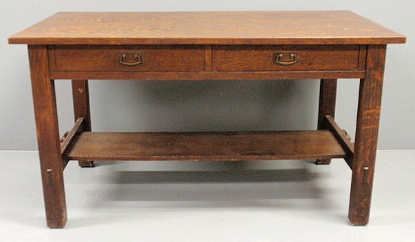 Large L J G Stickley oak desk 15af48