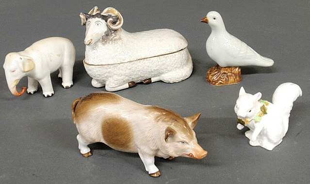 Porcelain box with a ram and bird