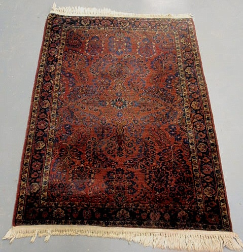 Sarouk oriental hall mat red field 15b120