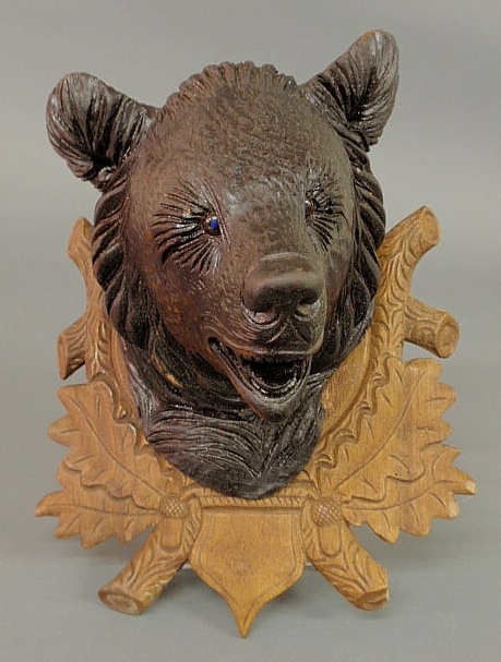 Black Forest carved bear head with 15b14a