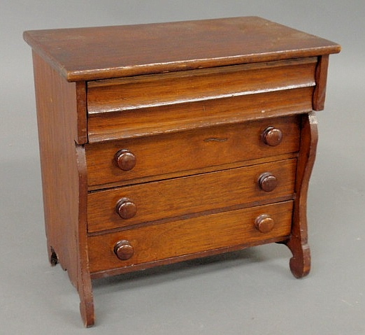 Miniature Victorian walnut chest 15b1a4