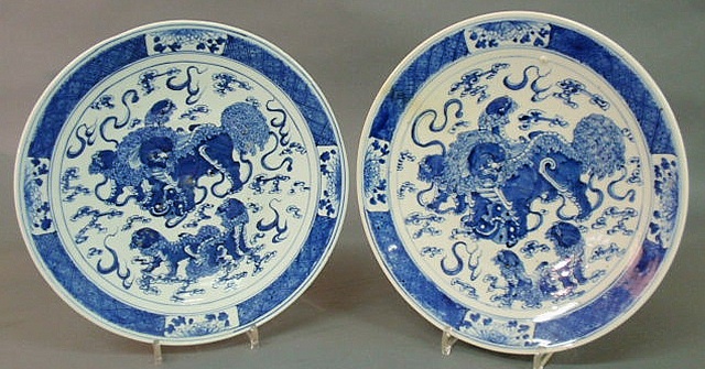 Pair of blue and white Chinese