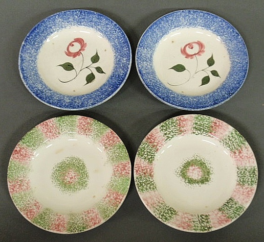 Four spatterware cup plates two