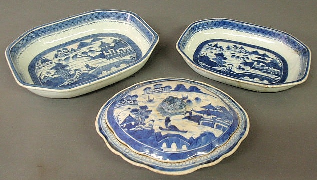 Three pieces of Canton porcelain-