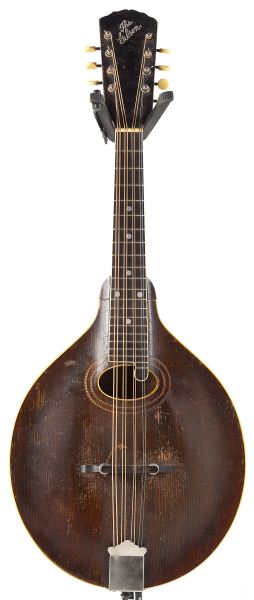 1918 Gibson H-1 MandolaFinish: Spruce