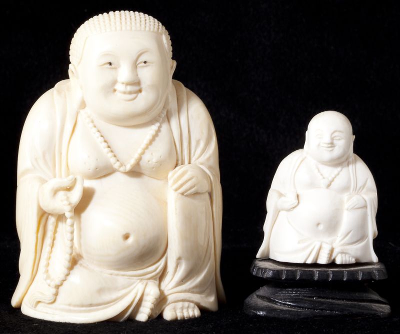 Two Asian Seated Ivory Buddha Figuresthe 15b5bb