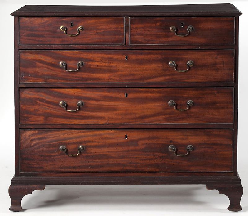 English Chippendale Chest of Drawerscirca 15b678