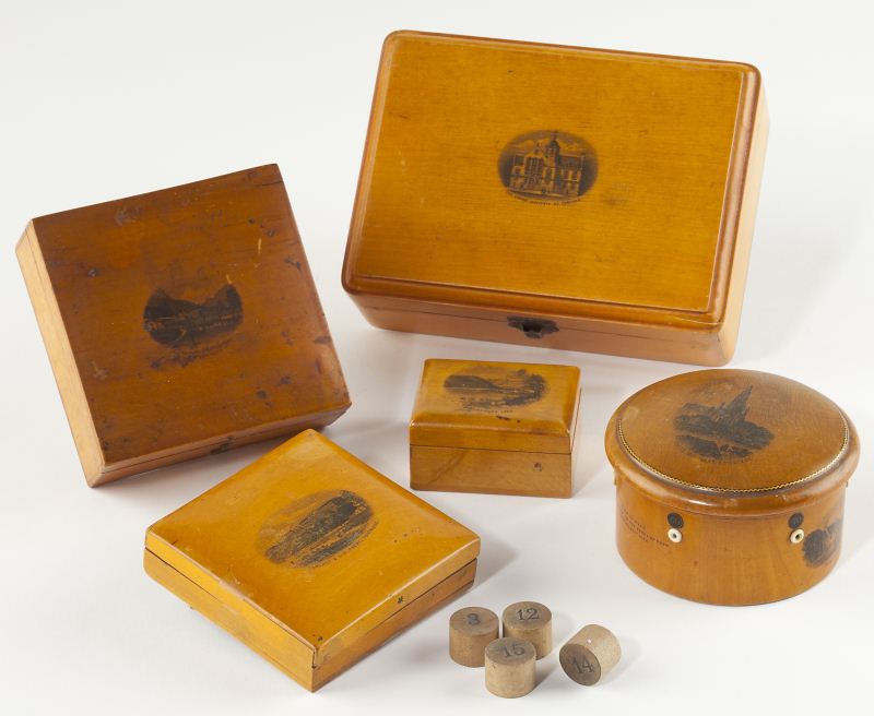 Five Souvenir Woodware Boxeslate 15b6cc