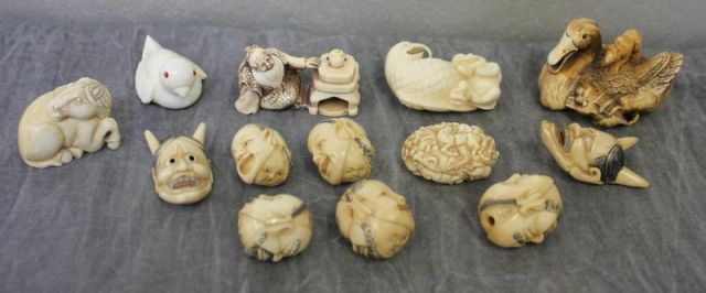 Lot of 13 Netsuke Figures From 15e3cd