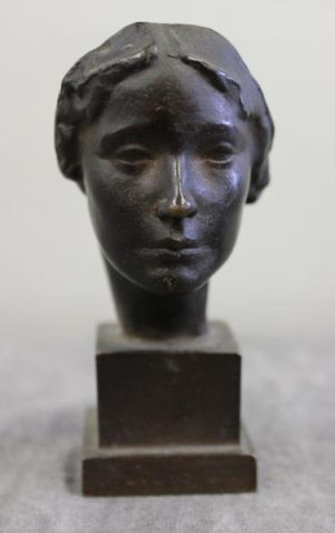 Small Bronze Bust of a Woman Signed 15e498
