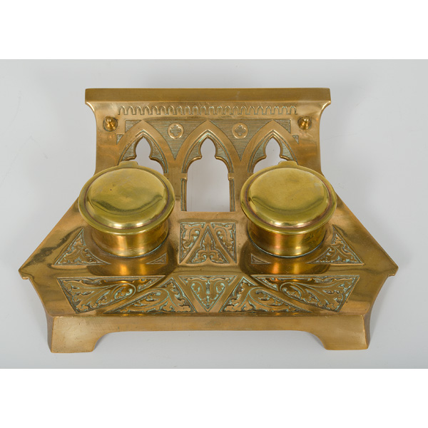 Gothic Revival Brass Inkwell 20th 15e8e2