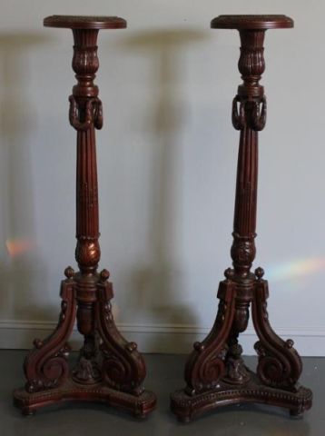 Pair of Mahogany Carved Pedestals Nicely 15eb32