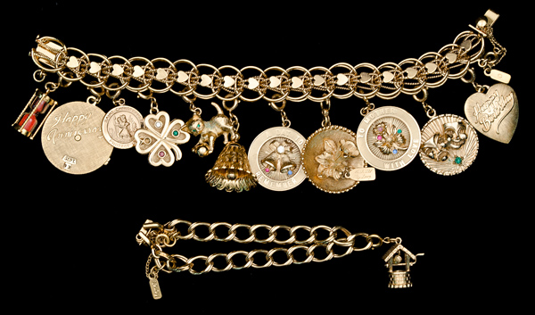 Monet Costume Jewelry Charm Bracelet 15ec3d