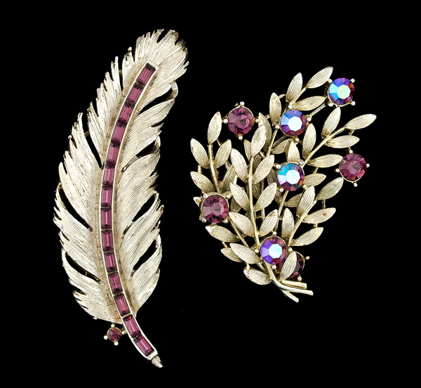 Lisner Leaf Motif Brooch Collection