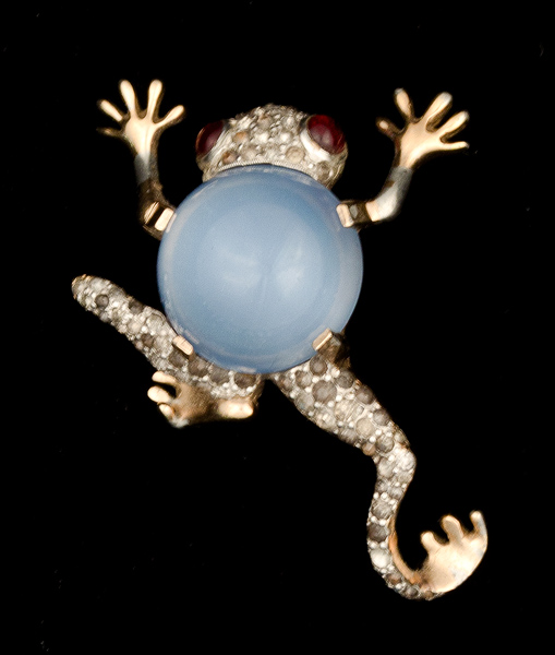 Mazer Frog Dress Clip A Mazer frog 15ec7f