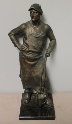 Bronze Figure of an Iron Smelter 15ee43