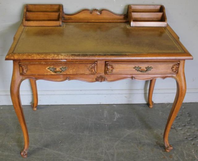 Louis XV Leathertop Writing Desk.From