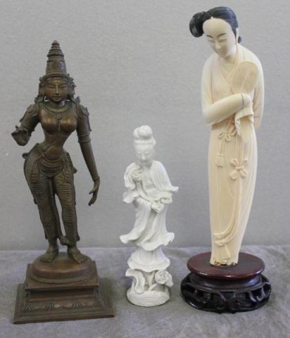 Asian Lot.Includes a stained ivory