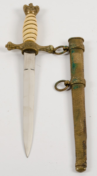 German WWII Navy Dagger Pebbled 15f3a0