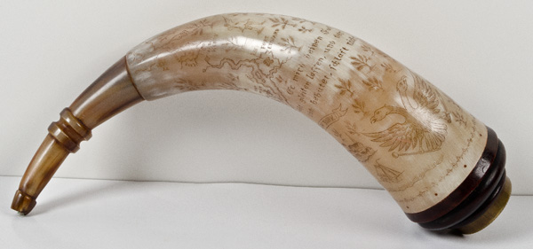 Contemporary Engraved Powder Horn 15f3e5